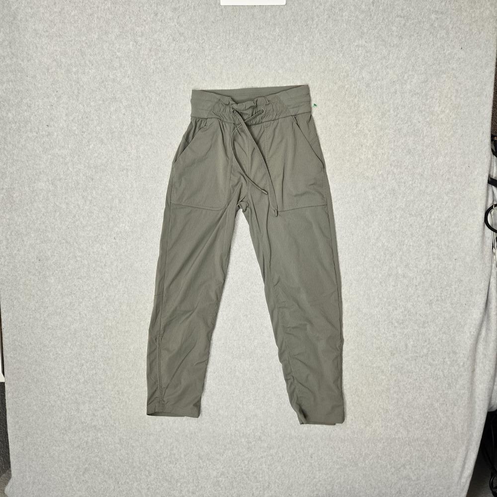 Lululemon Women Activewear Pants 0 Gray Beyond The Studio Jogger 23" Inseam